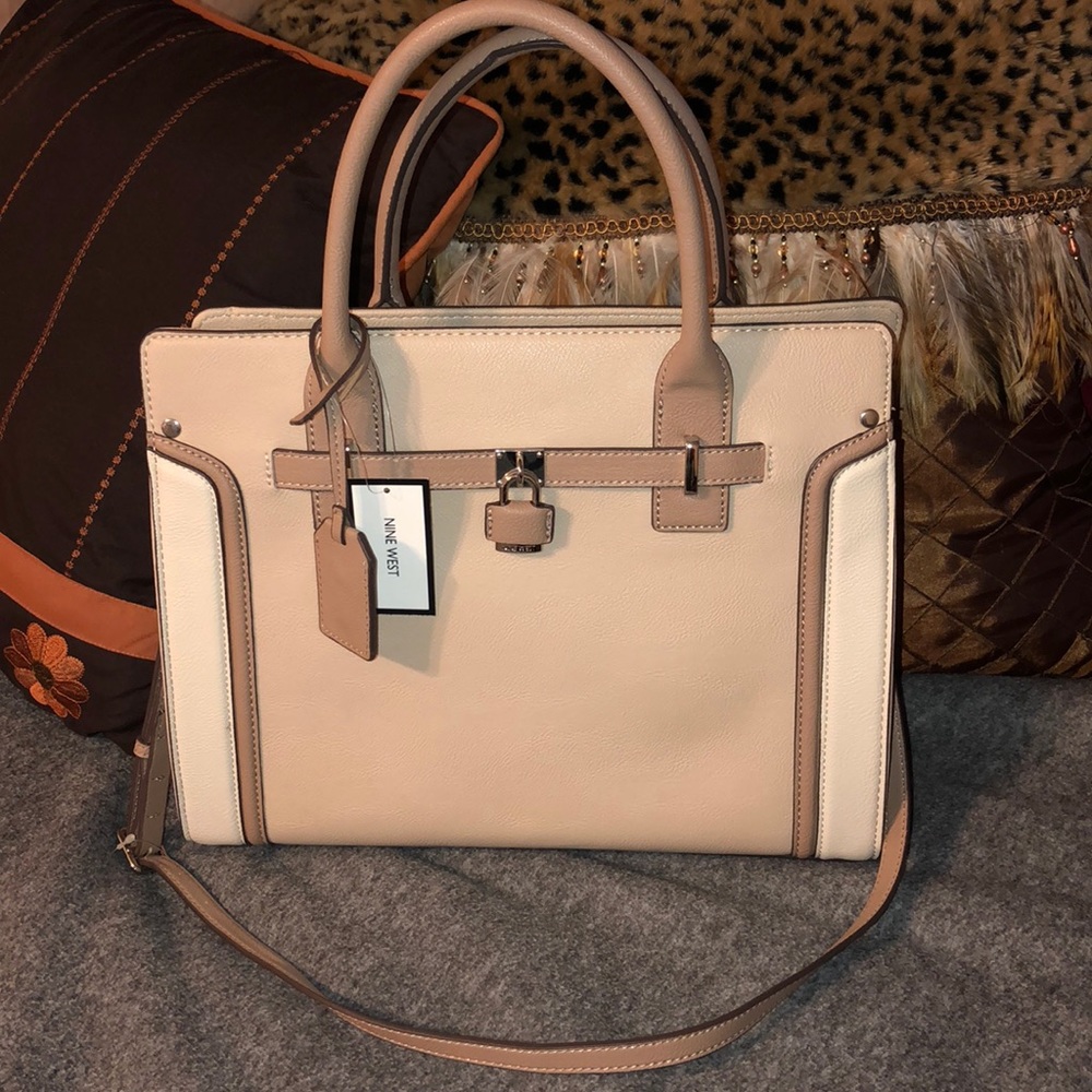 Nine West purse, two tone beige, NWT